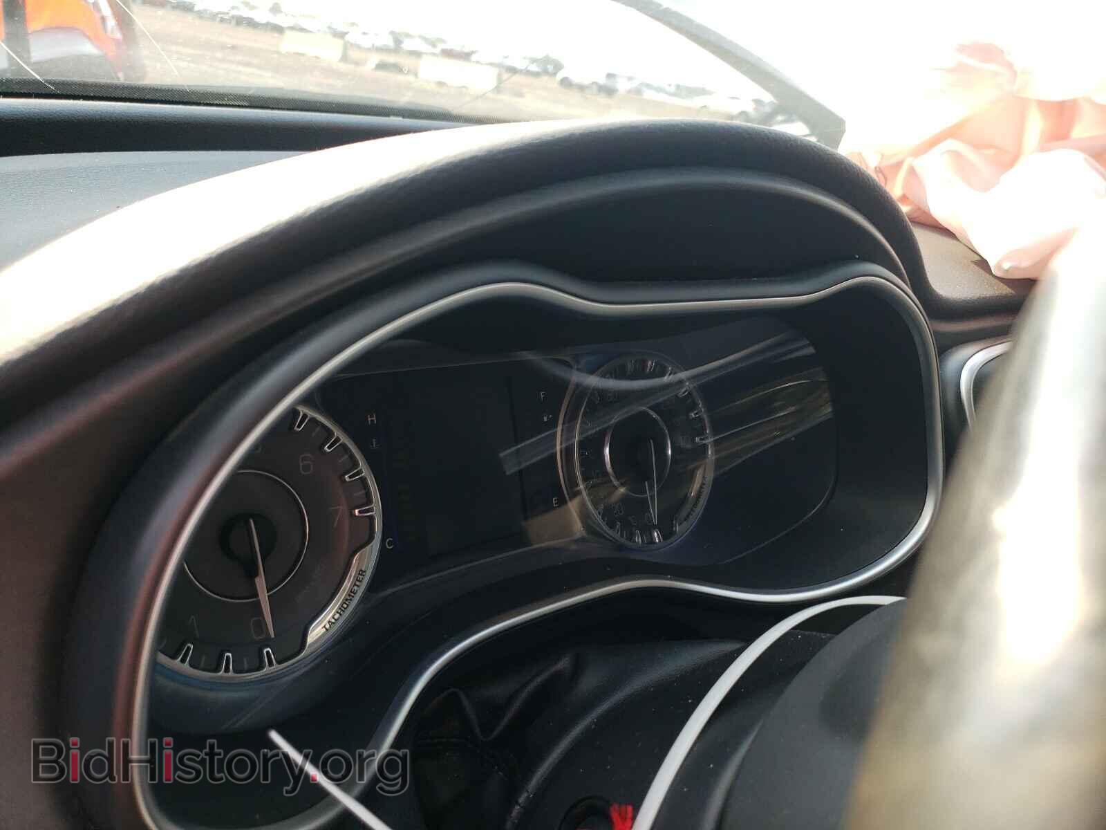 2017 CHRYSLER 200 - VIN: 1C3CCCAB8HN511805 - Photo 8