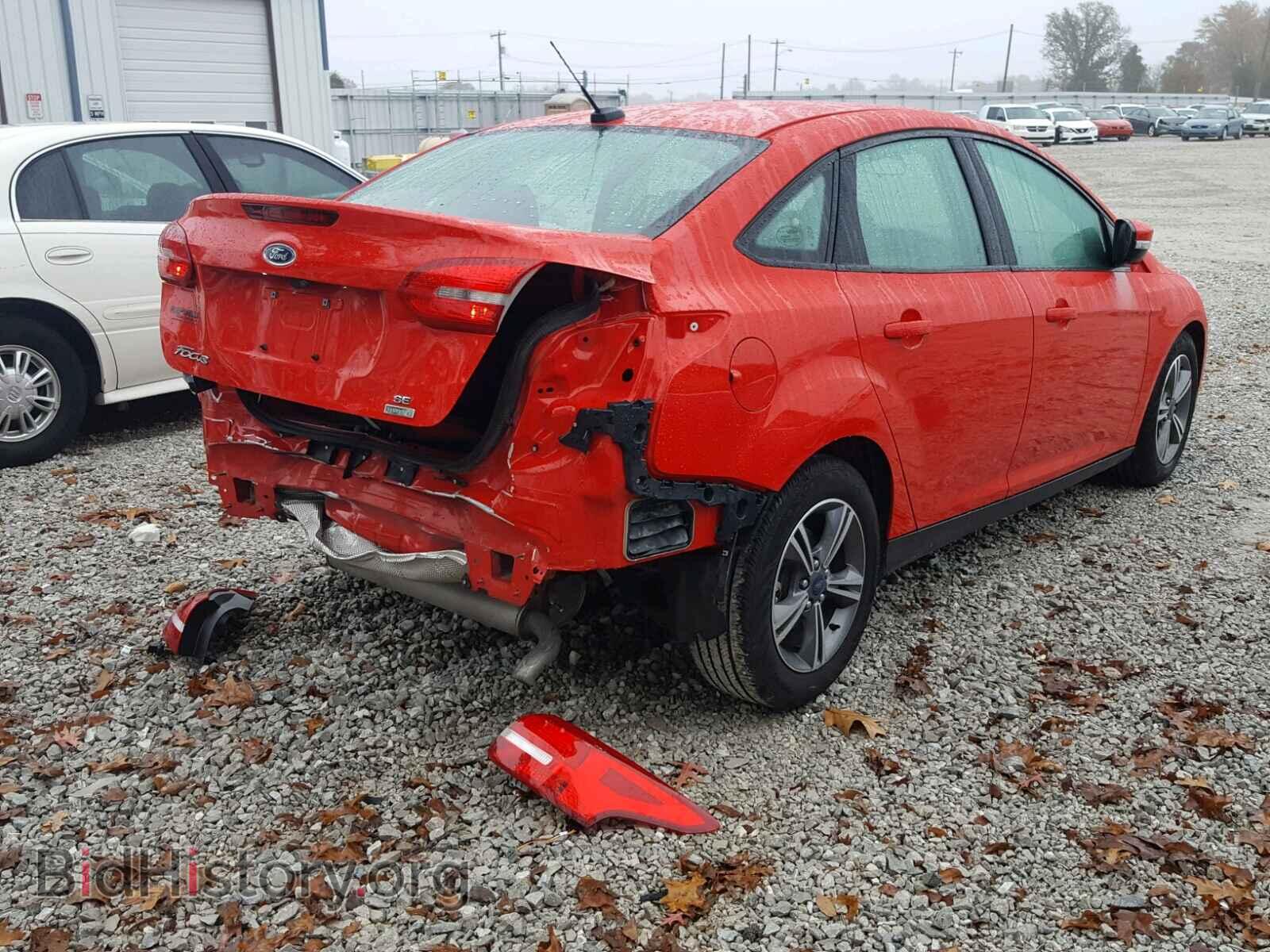 2017 FORD FOCUS - VIN: 1FADP3FE4HL303817 - Photo 4