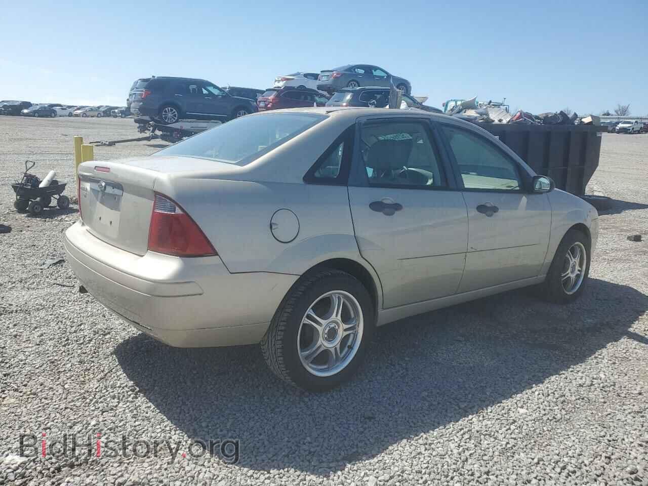 2007 FORD FOCUS - VIN: 1FAHP34N07W157501 - Фото 3