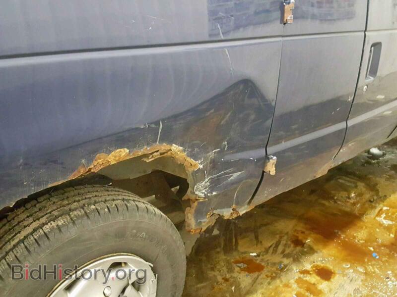 2007 Ford ECONOLINE (VIN 1FTNS24W57DA50132) — photo 9 of 10