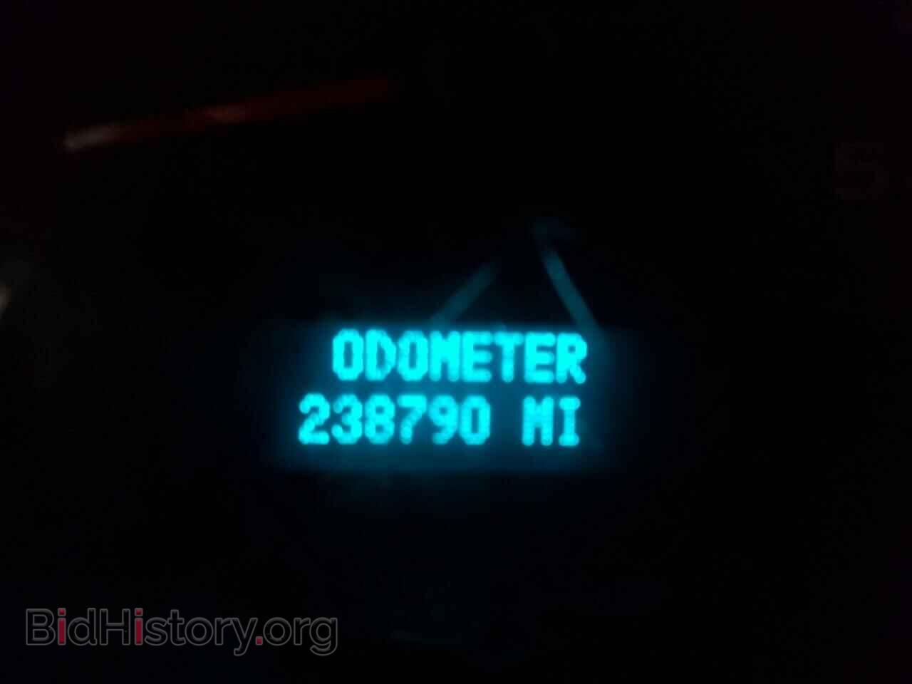 2011 GMC SIERRA - VIN: 1GT02ZC87BF123455 - Фото 8