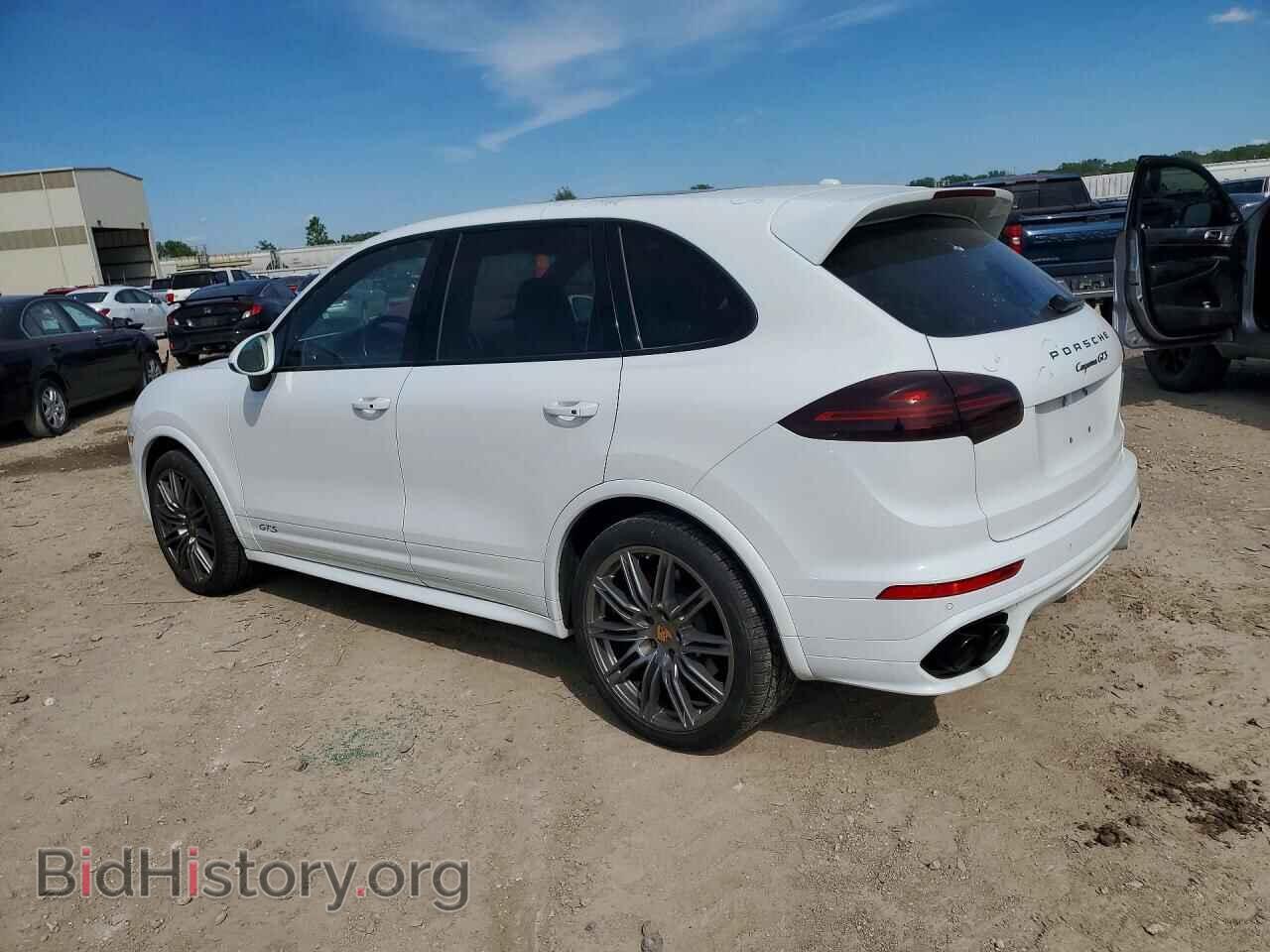 2017 PORSCHE CAYENNE - VIN: WP1AD2A22HLA83928 - Фото 2