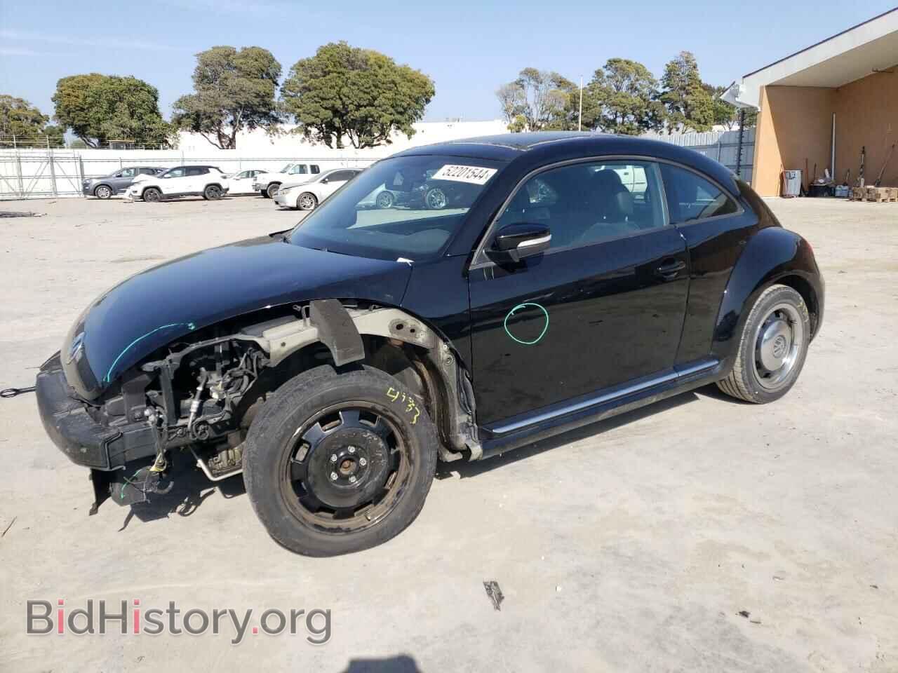 Фотография 3VWJP7AT9CM626727 - VOLKSWAGEN BEETLE 2012