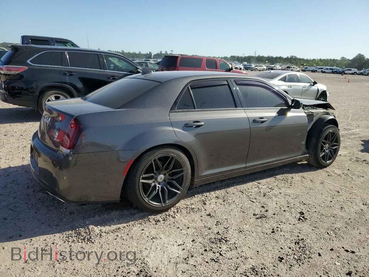 2019 CHRYSLER 300 - VIN: 2C3CCAAG4KH636896 - Фото 3