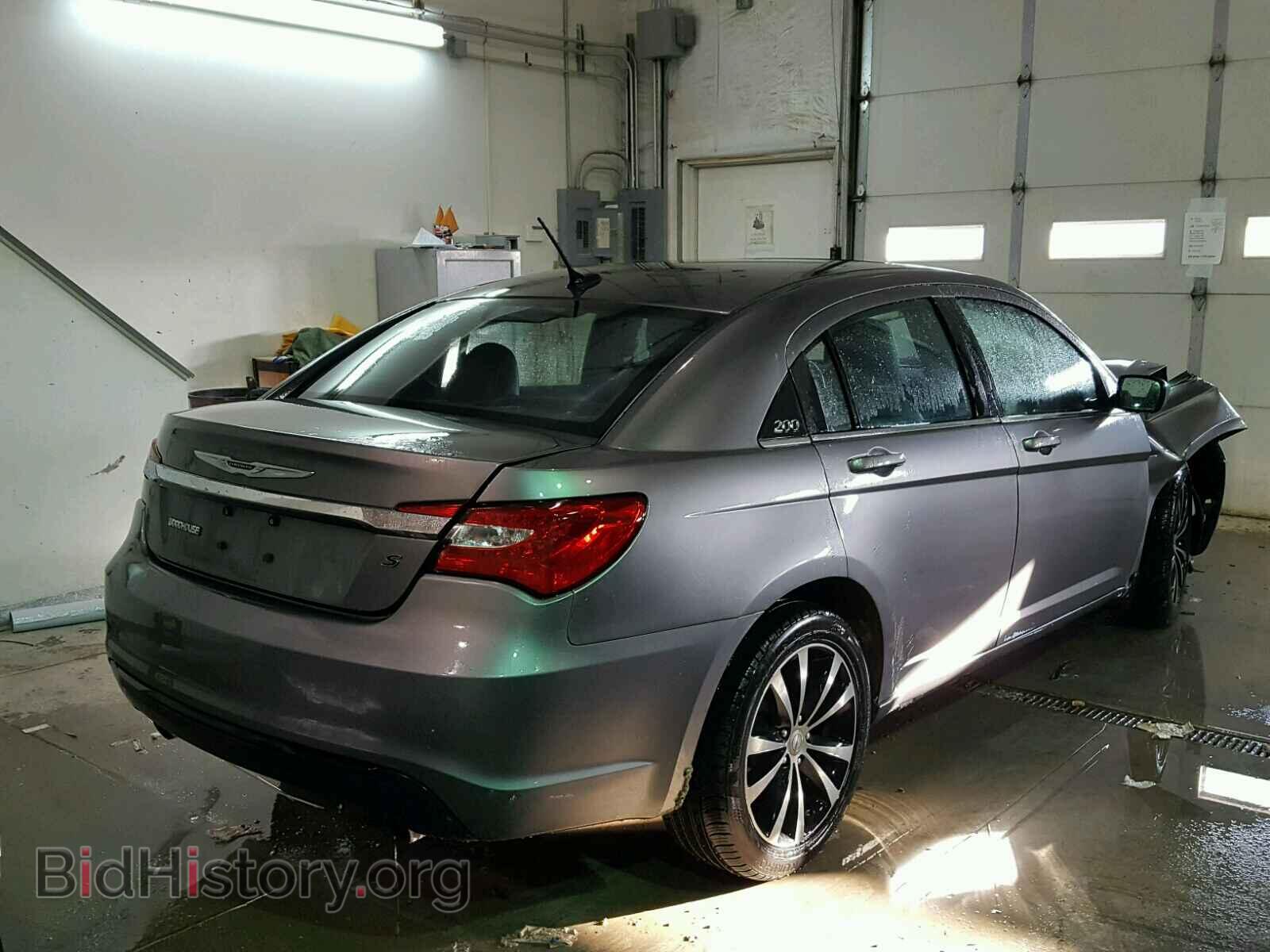 2012 CHRYSLER 200 - VIN: 1C3CCBHG0CN301901 - Фото 4