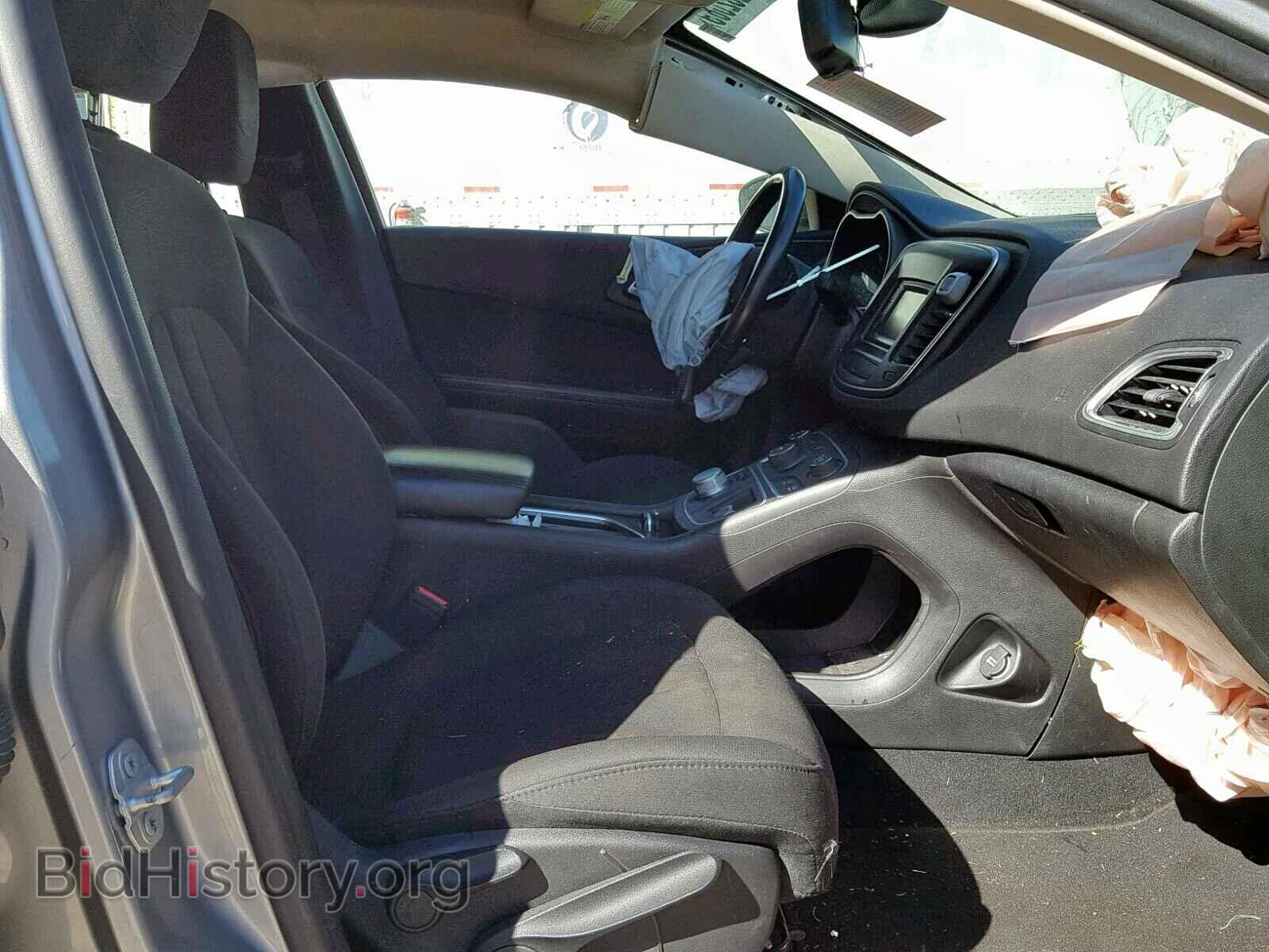 2016 CHRYSLER 200 - VIN: 1C3CCCFB0GN195758 - Фото 5