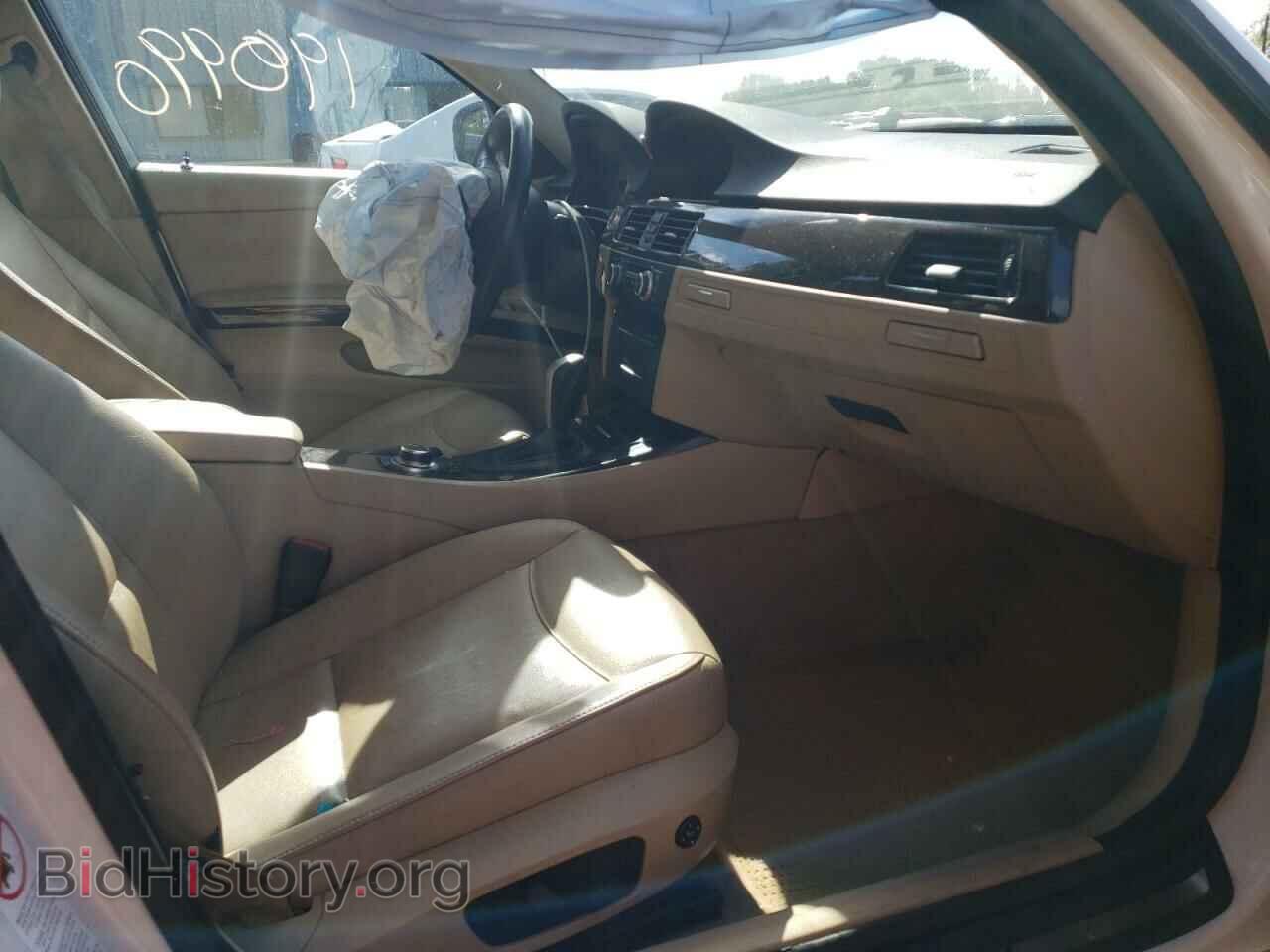 2009 BMW 3 SERIES - VIN: WBAPH73519E128297 - Фото 5