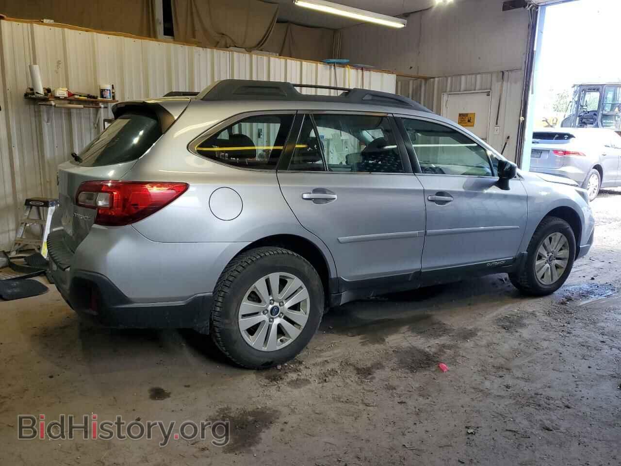 2018 SUBARU OUTBACK - VIN: 4S4BSAAC8J3216496 - Фото 3