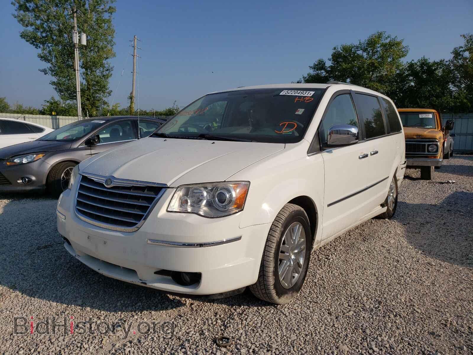 2010 CHRYSLER MINIVAN - VIN: 2A4RR7DX8AR428297 - Photo 2