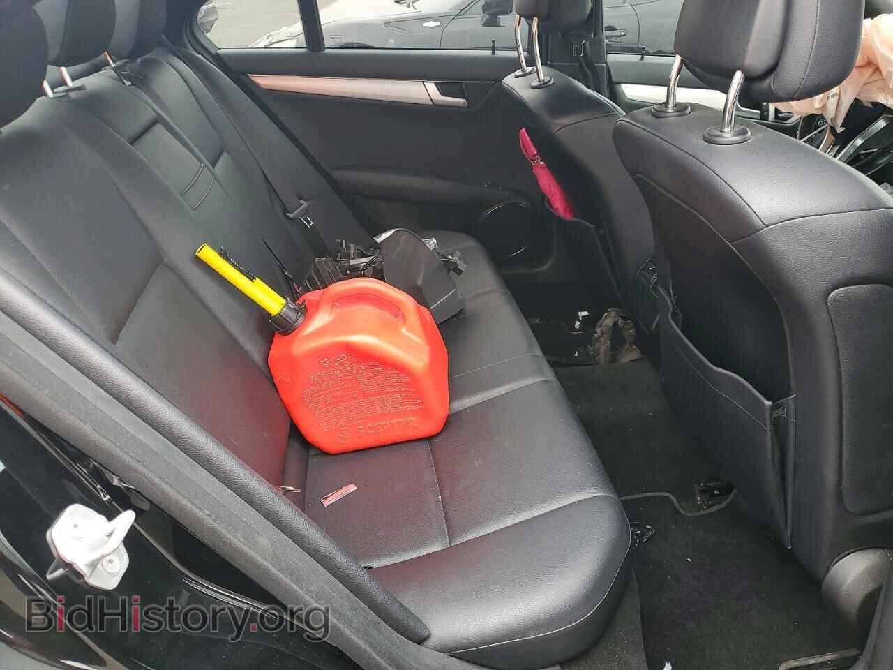 2013 MERCEDES-BENZ C-CLASS - VIN: WDDGF4HB3DR259325 - Фото 10
