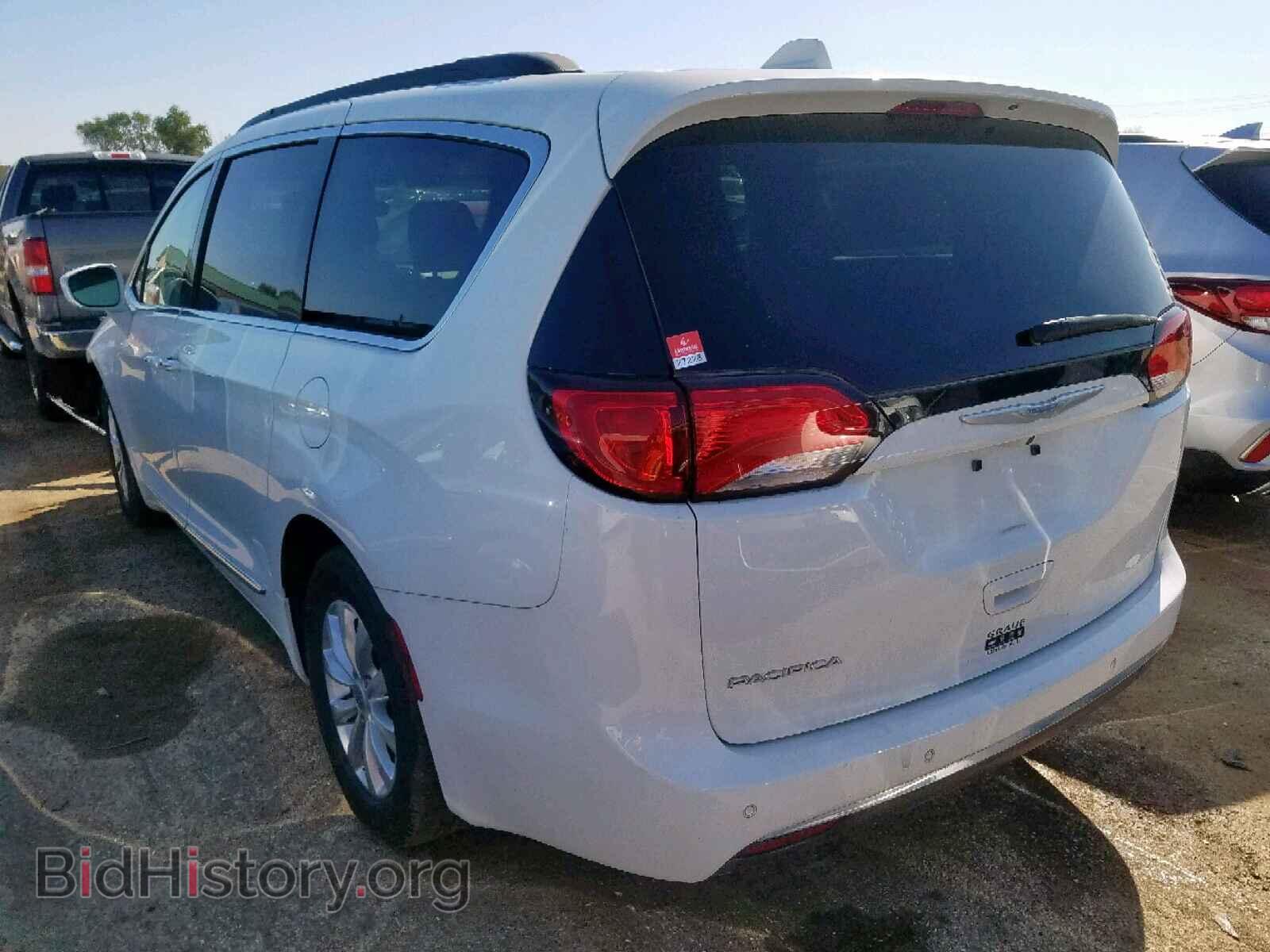 2017 CHRYSLER PACIFICA - VIN: 2C4RC1BG0HR788083 - Фото 3