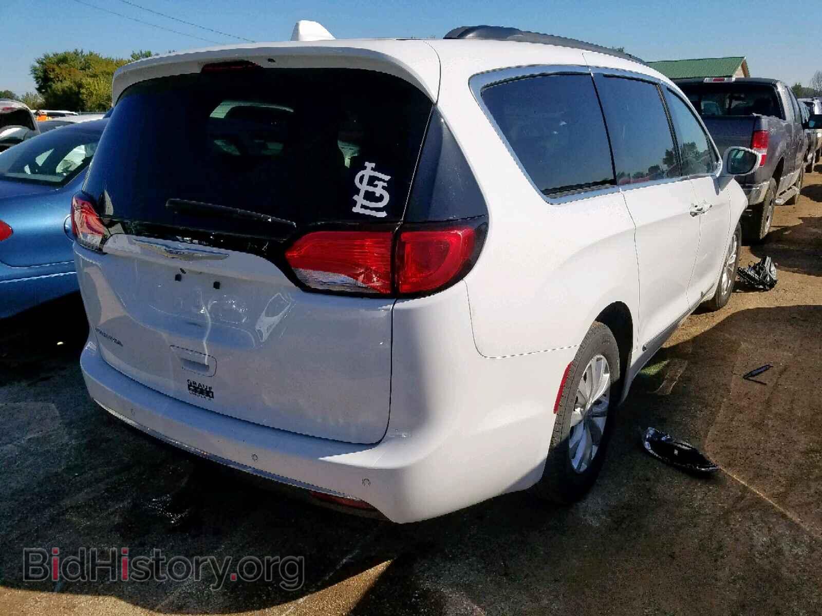 2017 CHRYSLER PACIFICA - VIN: 2C4RC1BG0HR788083 - Фото 4