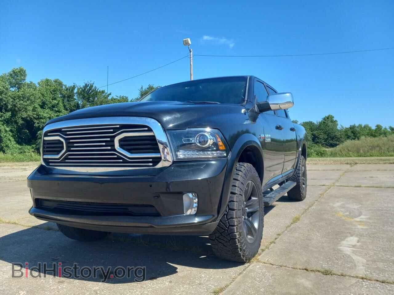 2017 RAM 1500 - VIN: 1C6RR7MT9HS795504 - Фото 2