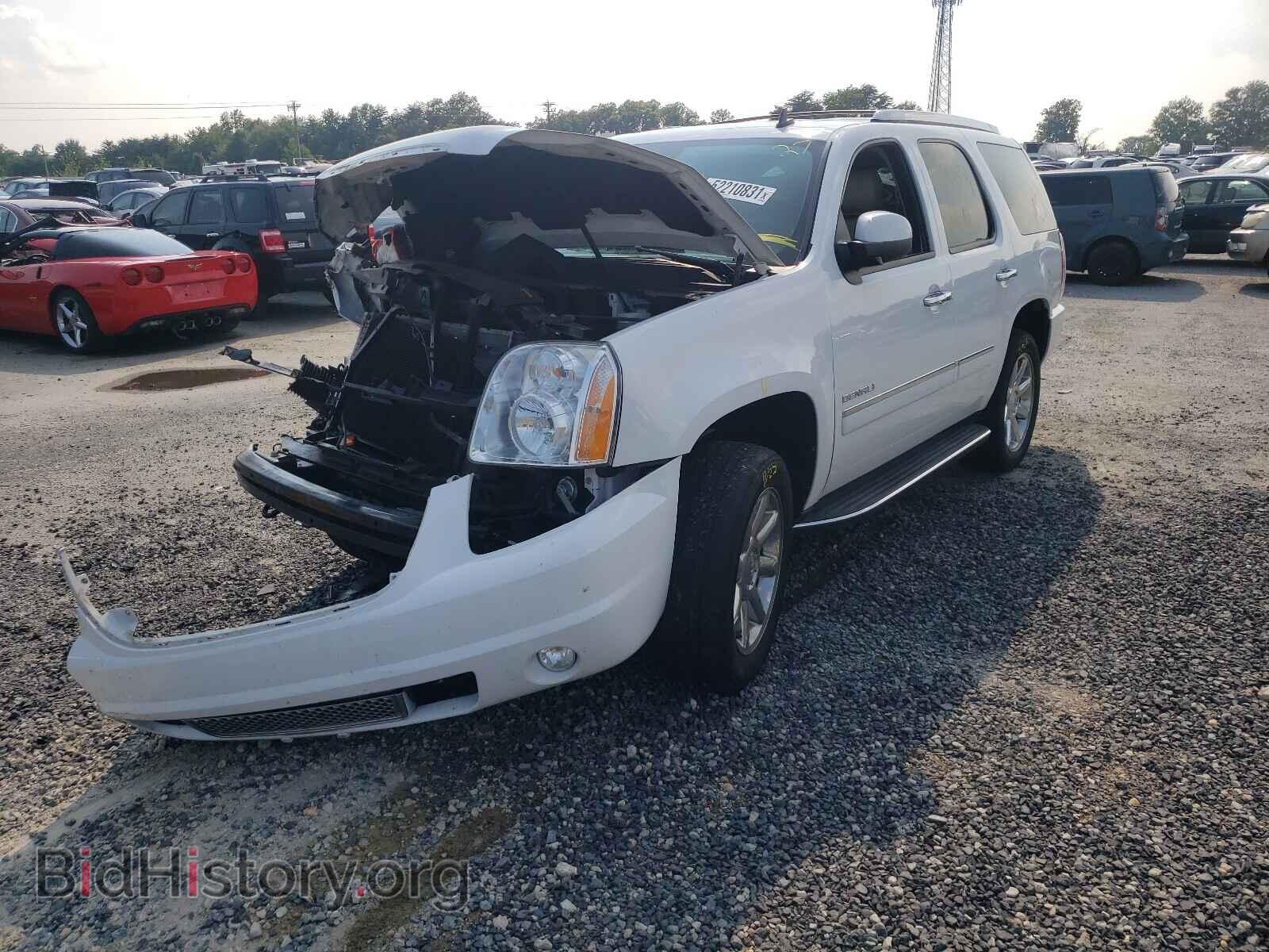 2013 GMC YUKON - VIN: 1GKS2EEF7DR239788 - Фото 2