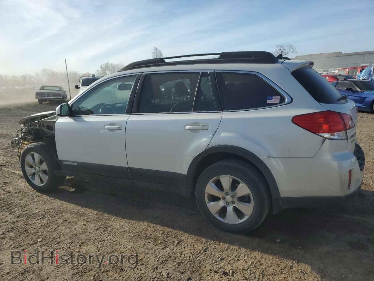 2011 SUBARU OUTBACK - VIN: 4S4BRDLC9B2404493 - Фото 2