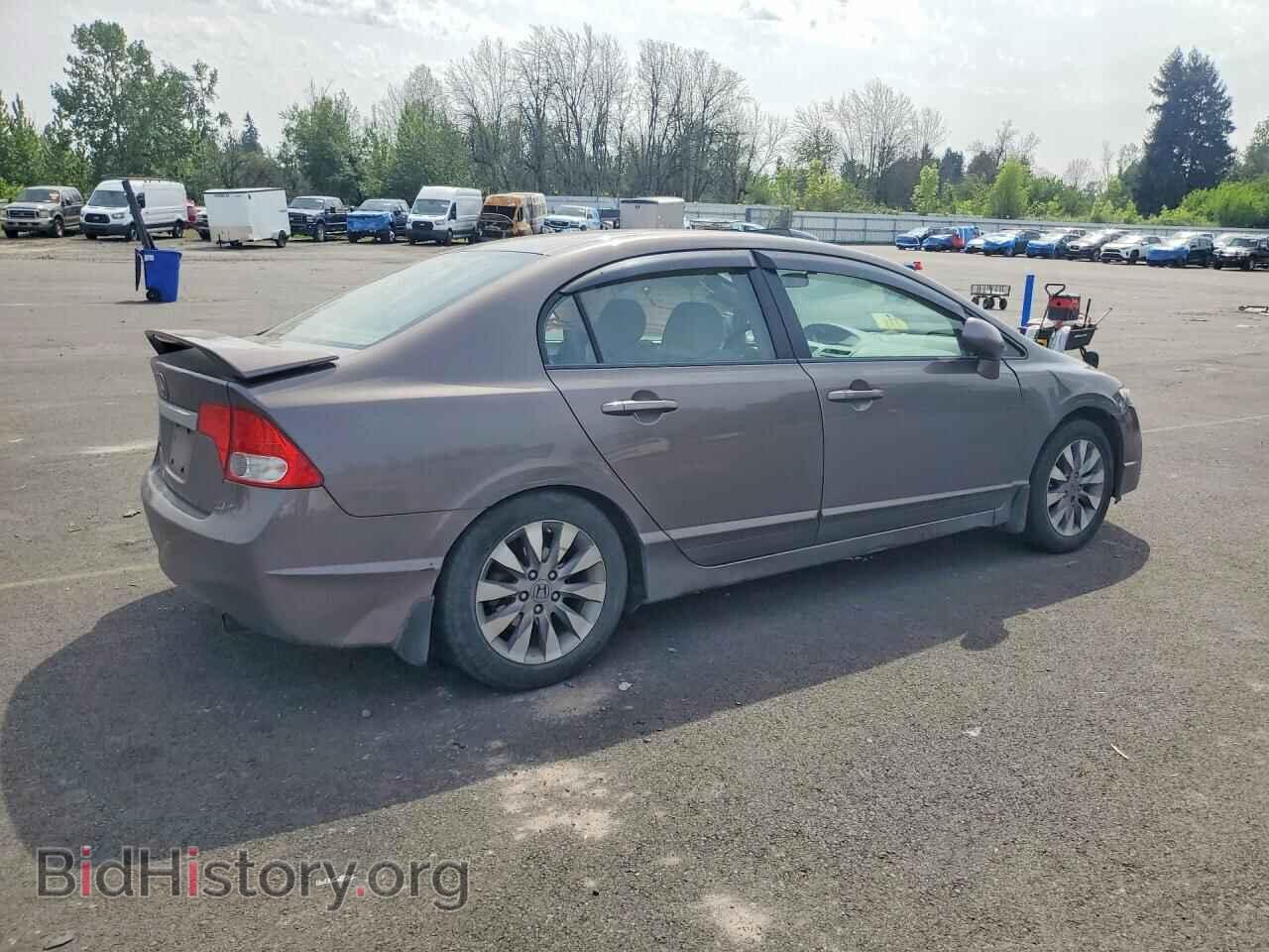 2010 HONDA CIVIC - VIN: 19XFA1F85AE076557 - Фото 3