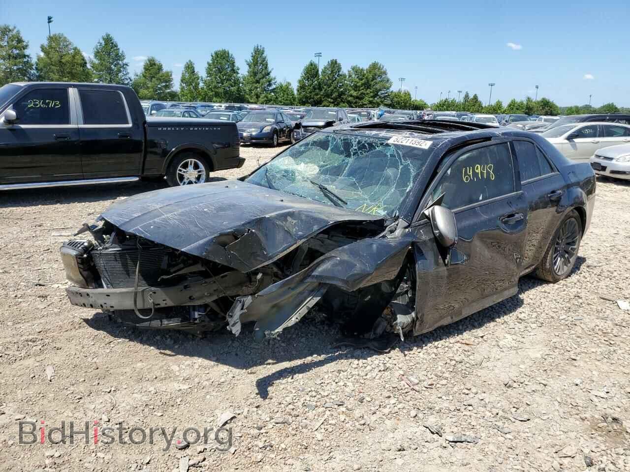 2013 CHRYSLER 300 - VIN: 2C3CCADG2DH698540 - Фото 2