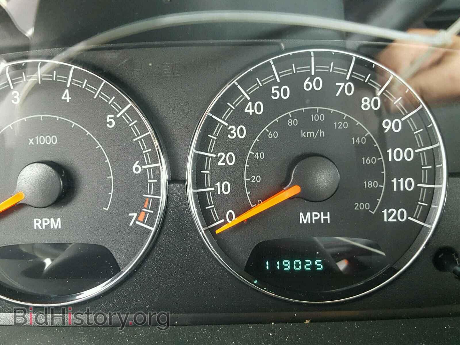2004 CHRYSLER SEBRING - VIN: 1C3EL46X34N302274 - Фото 8