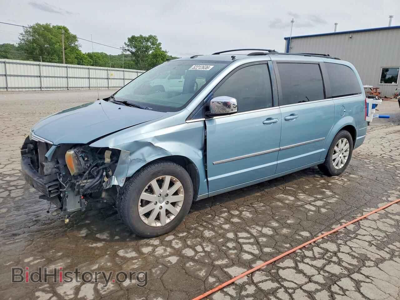 Photo 2A4RR8DX1AR421682 - CHRYSLER MINIVAN 2010