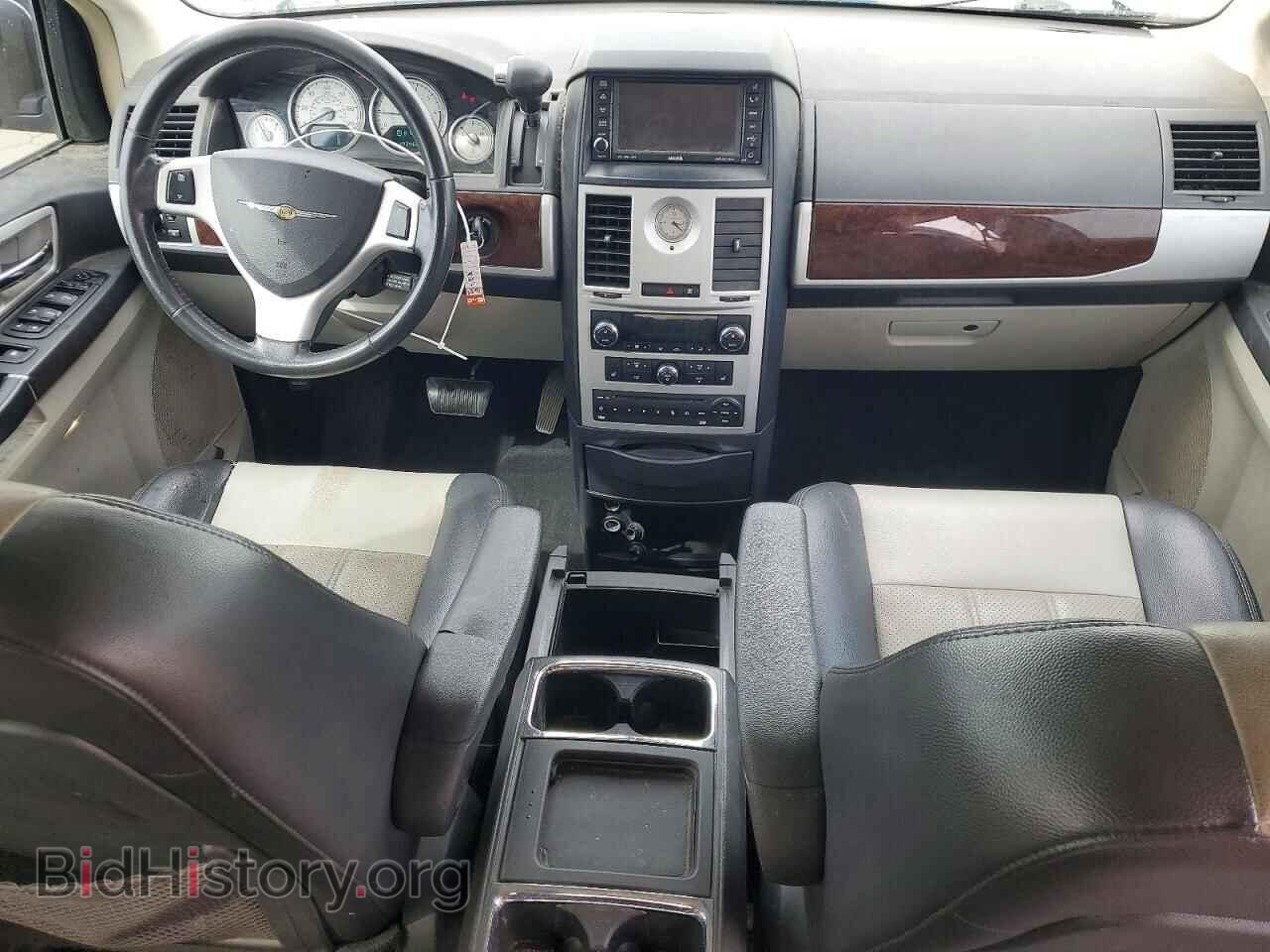 2010 CHRYSLER MINIVAN - VIN: 2A4RR8DX1AR421682 - Фото 8