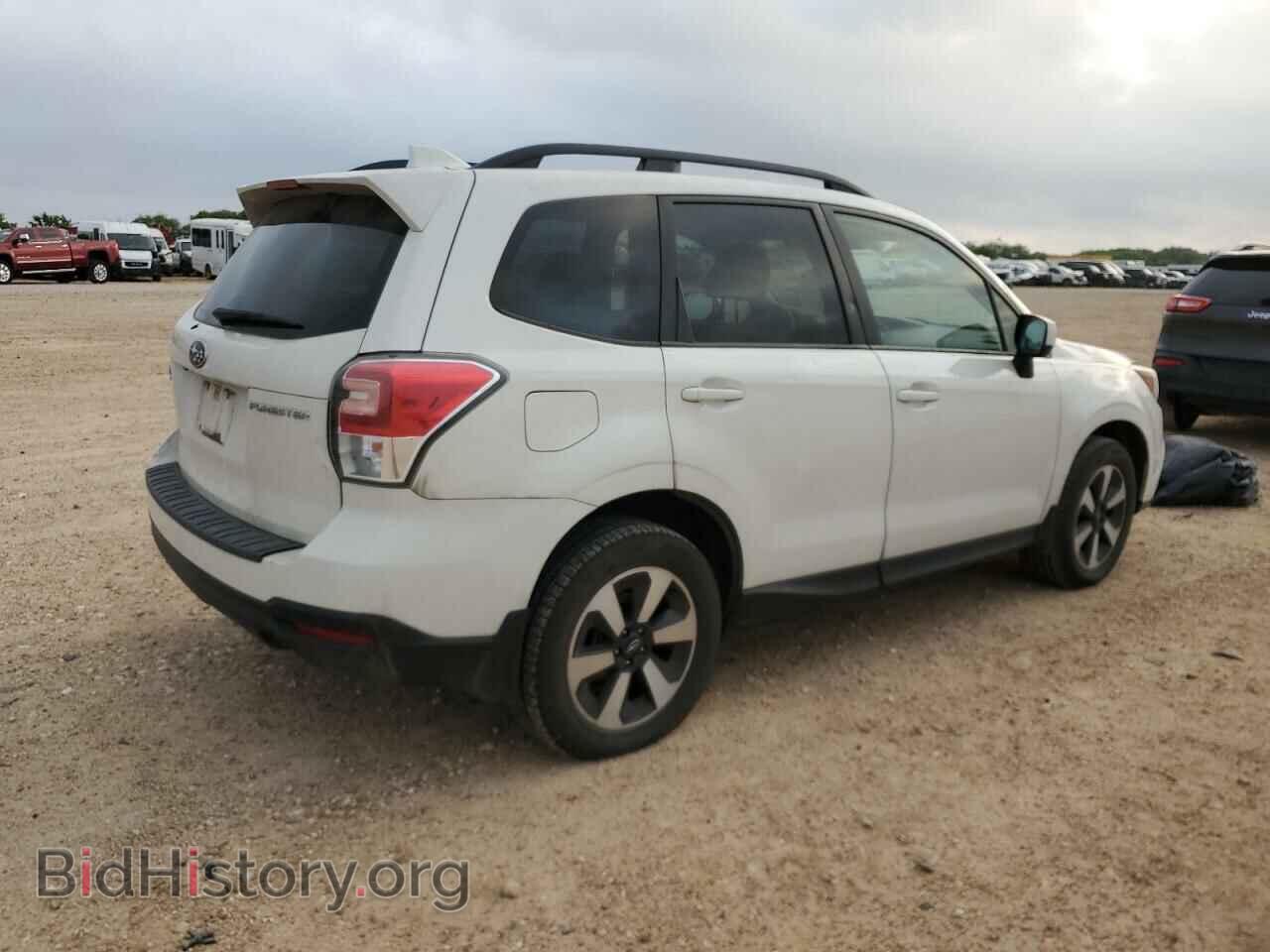 2018 SUBARU FORESTER - VIN: JF2SJAGC2JH496483 - Фото 3
