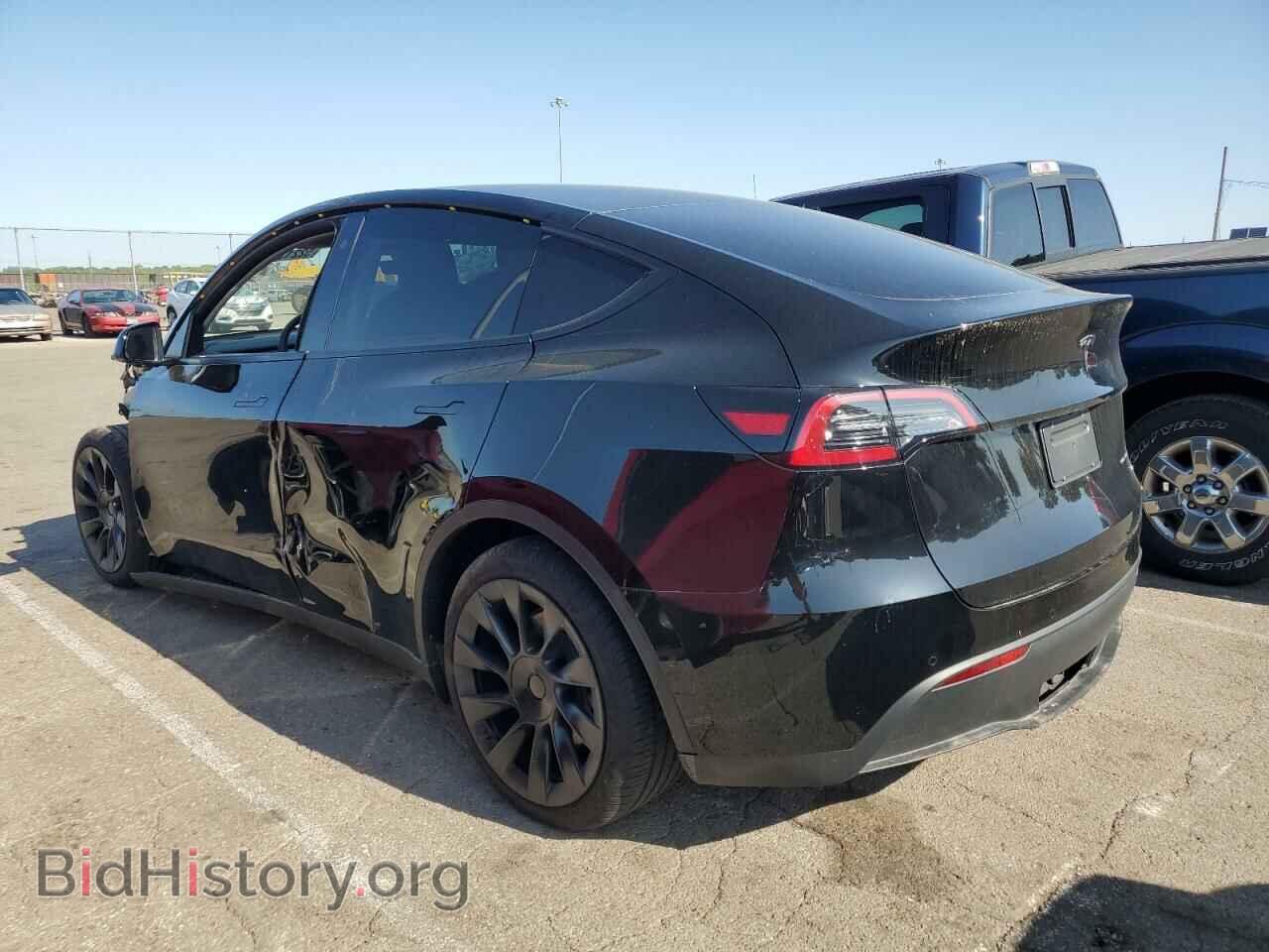 2022 TESLA MODEL Y - VIN: 7SAYGDEEXNF450339 - Фото 2