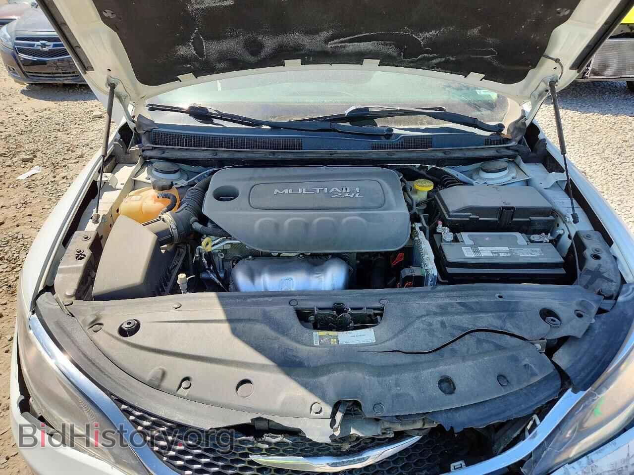 2015 CHRYSLER 200 - VIN: 1C3CCCABXFN740967 - Фото 11