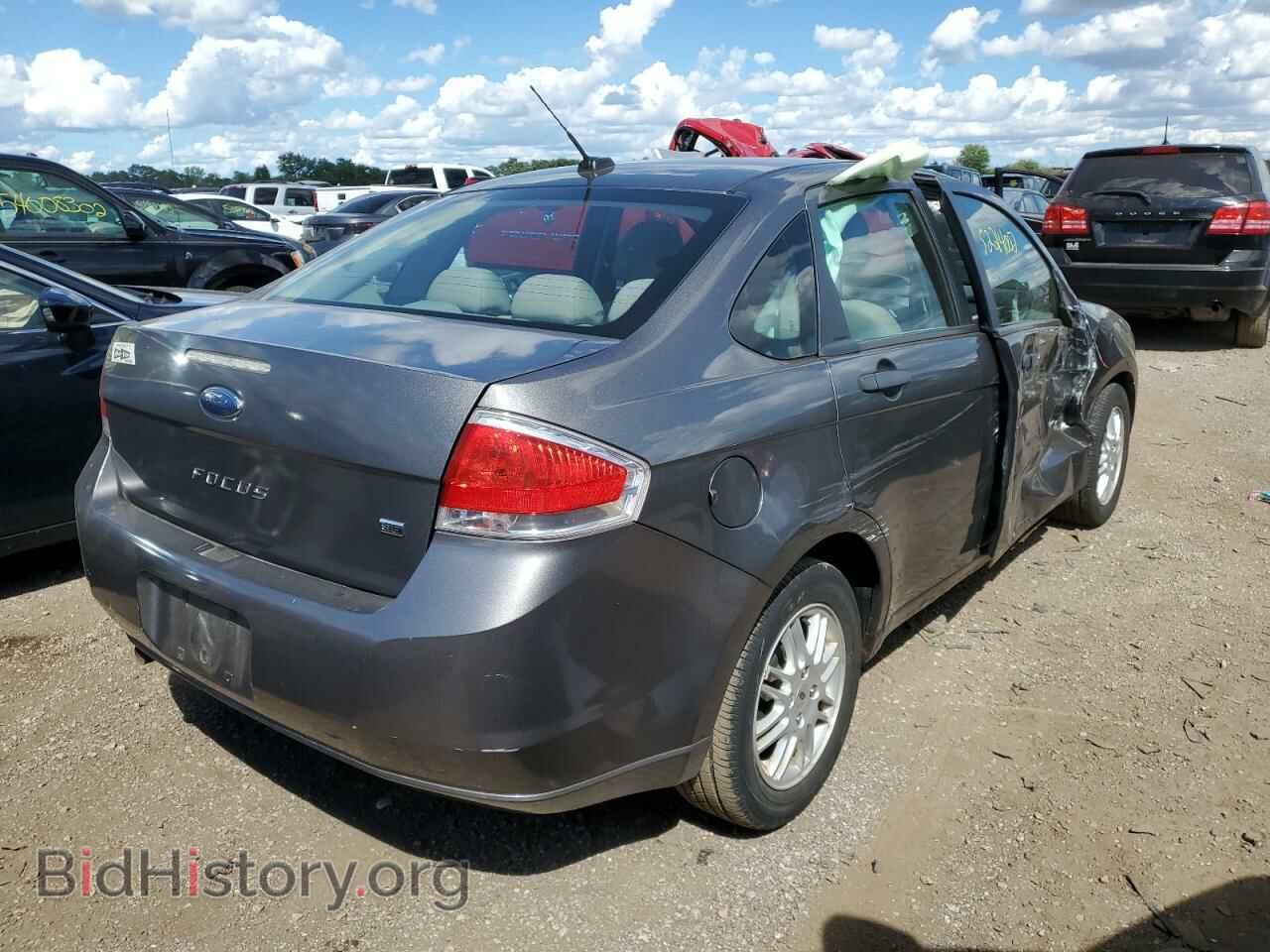 2011 FORD FOCUS - VIN: 1FAHP3FN2BW161037 - Фото 4