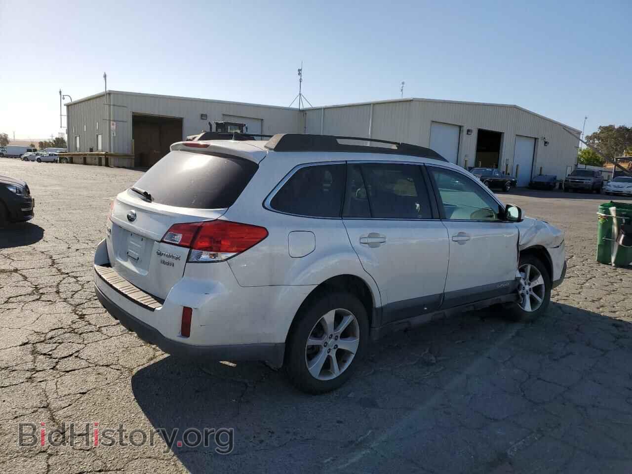 2013 SUBARU OUTBACK - VIN: 4S4BRDKC8D2241839 - Фото 4