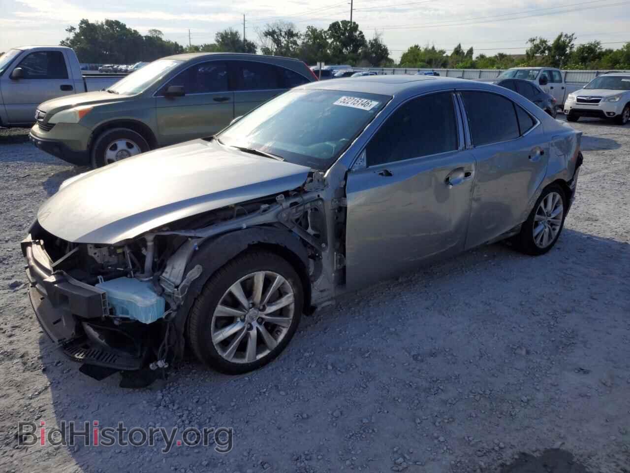 Photo JTHBA1D2XG5016547 - LEXUS IS 2016