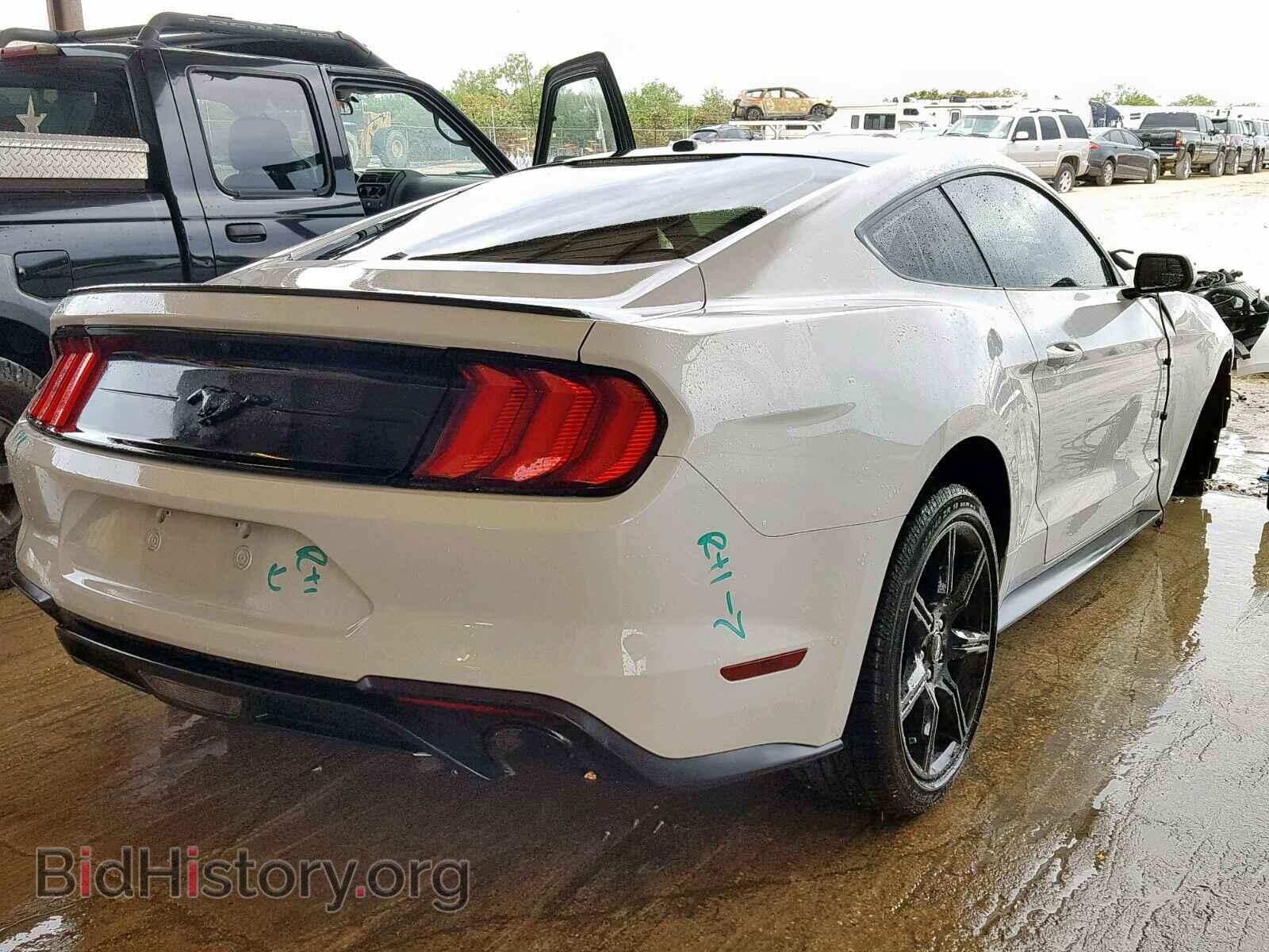 2019 FORD MUSTANG - VIN: 1FA6P8TH2K5122988 - Фото 4