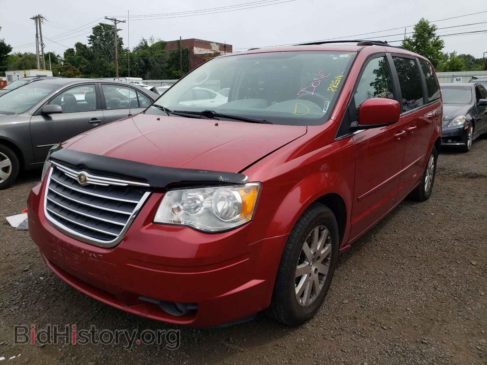 2008 CHRYSLER MINIVAN - VIN: 2A8HR54P18R132952 - Photo 2