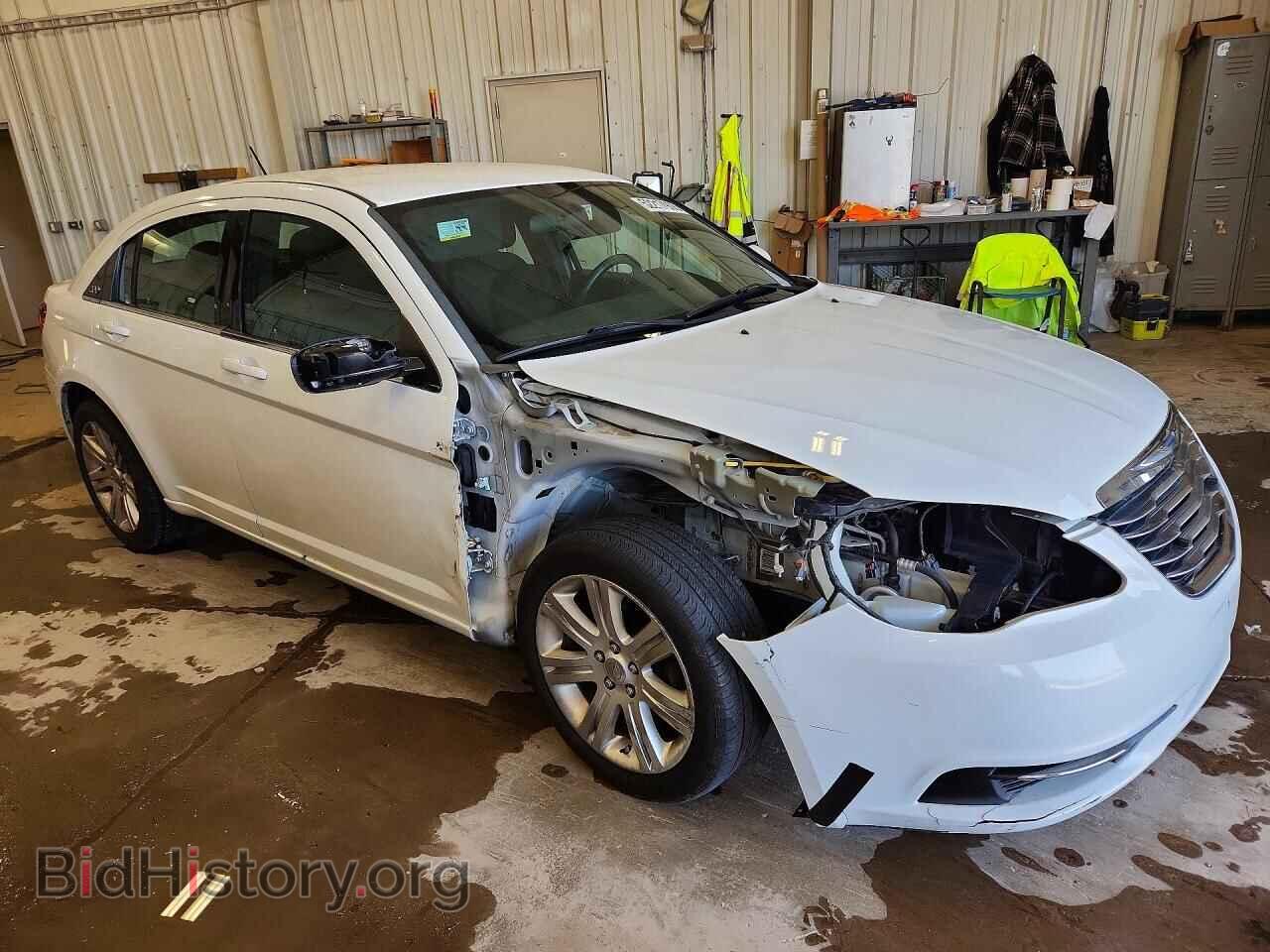 2013 CHRYSLER 200 - VIN: 1C3CCBBB2DN734358 - Photo 4