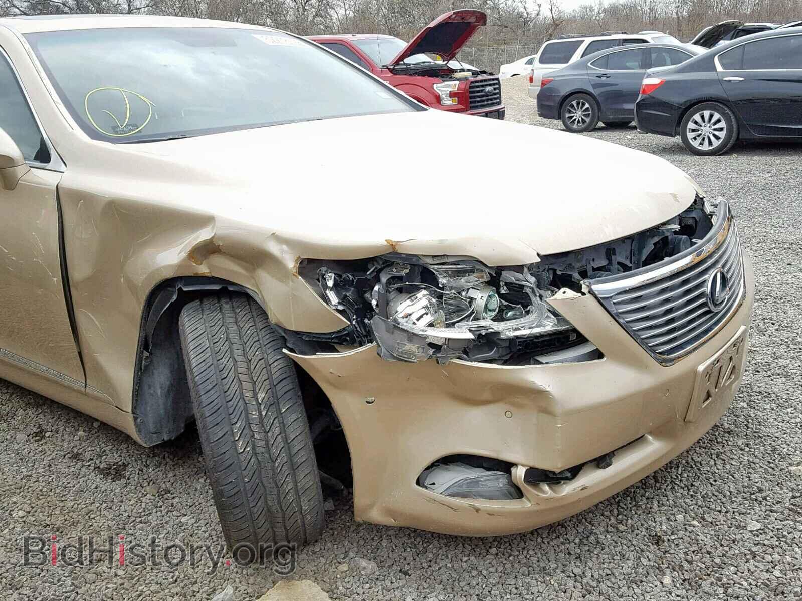 2007 LEXUS LS460 - VIN: JTHBL46FX75010064 - Photo 9