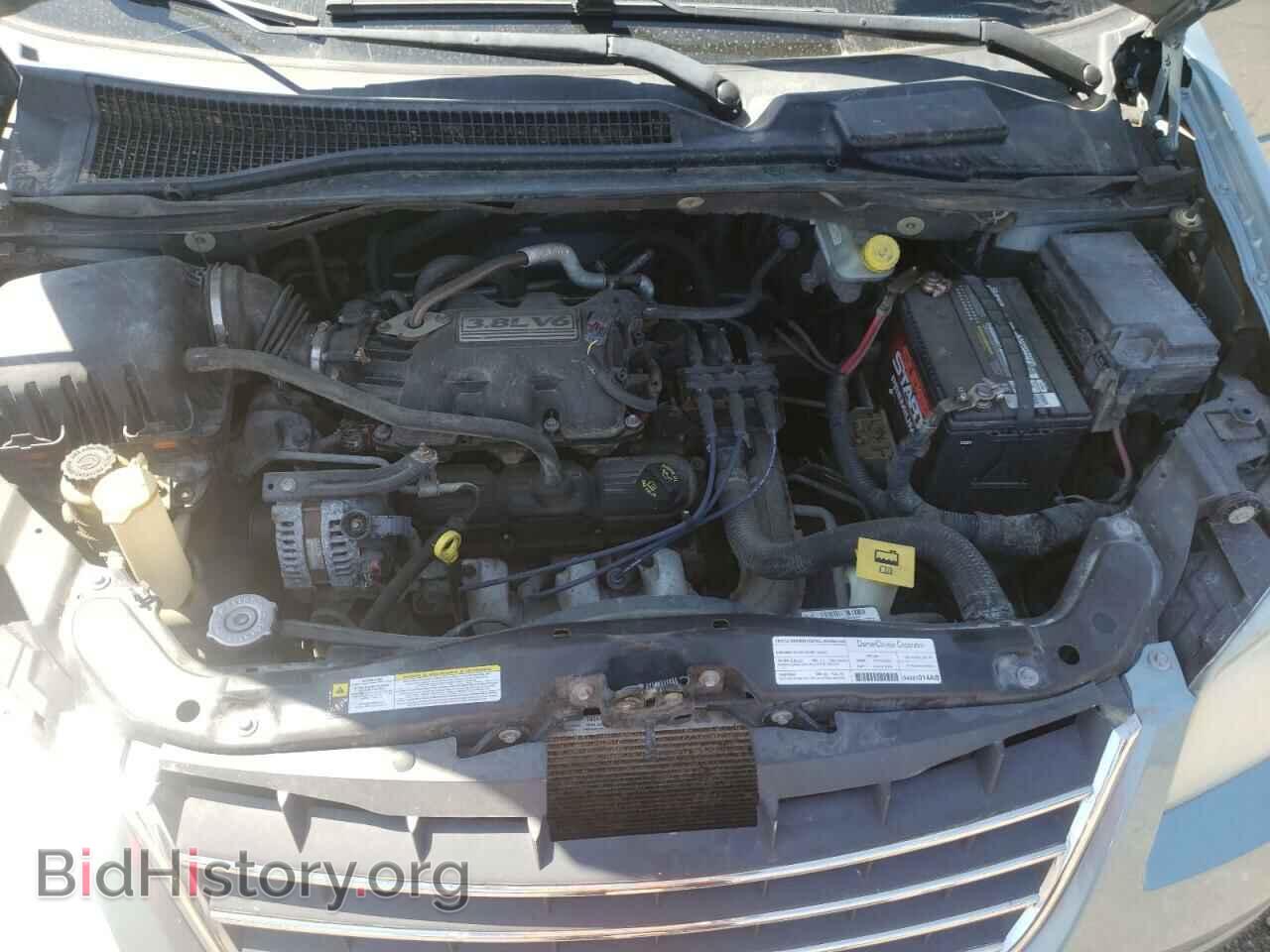 2008 CHRYSLER MINIVAN - VIN: 2A8HR54P98R754263 - Фото 7