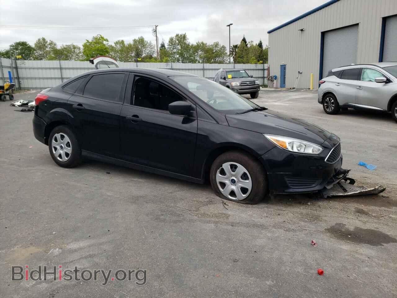 2017 FORD FOCUS - VIN: 1FADP3E2XHL212008 - Photo 4