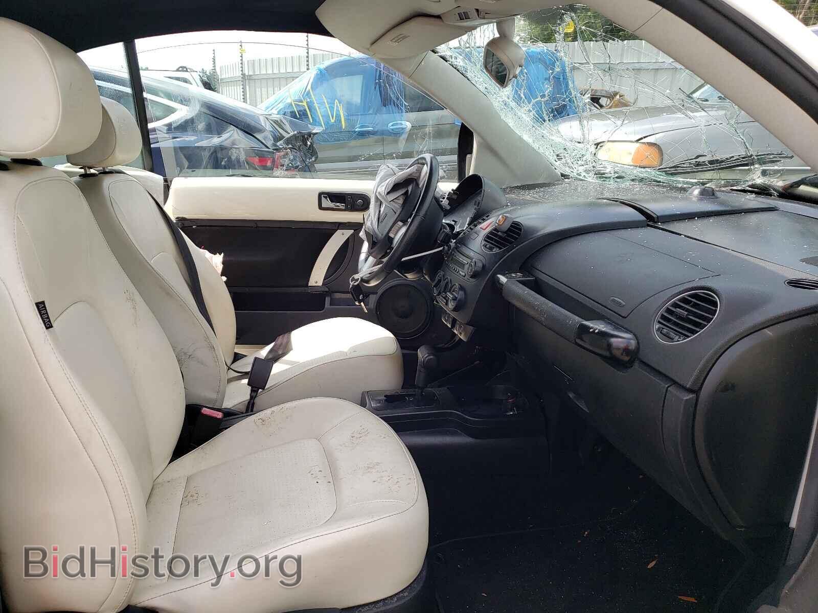 2007 VOLKSWAGEN BEETLE - VIN: 3VWFF31Y57M413471 - Фото 5