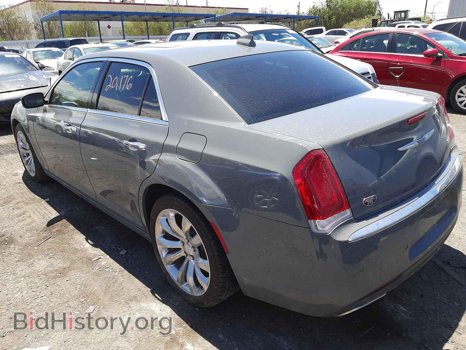 2019 CHRYSLER 300 - VIN: 2C3CCAEG4KH722493 - Фото 3