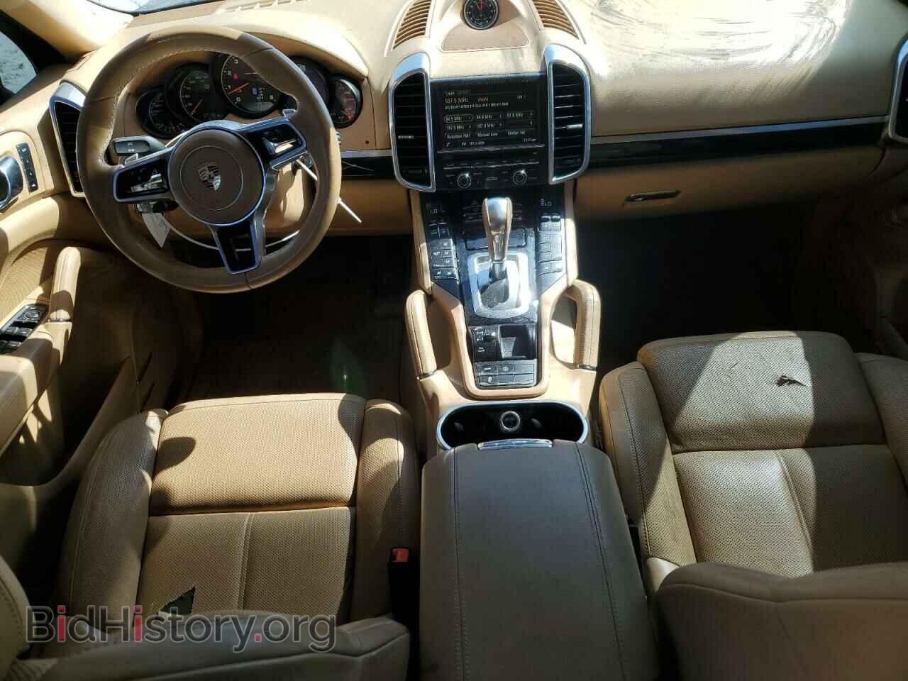 2016 PORSCHE CAYENNE - VIN: WP1AA2A29GLA11308 - Photo 8