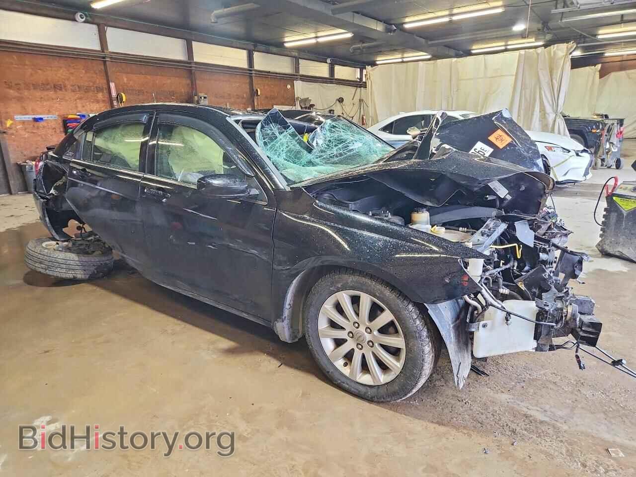 2013 CHRYSLER 200 - VIN: 1C3CCBBB2DN574949 - Photo 4