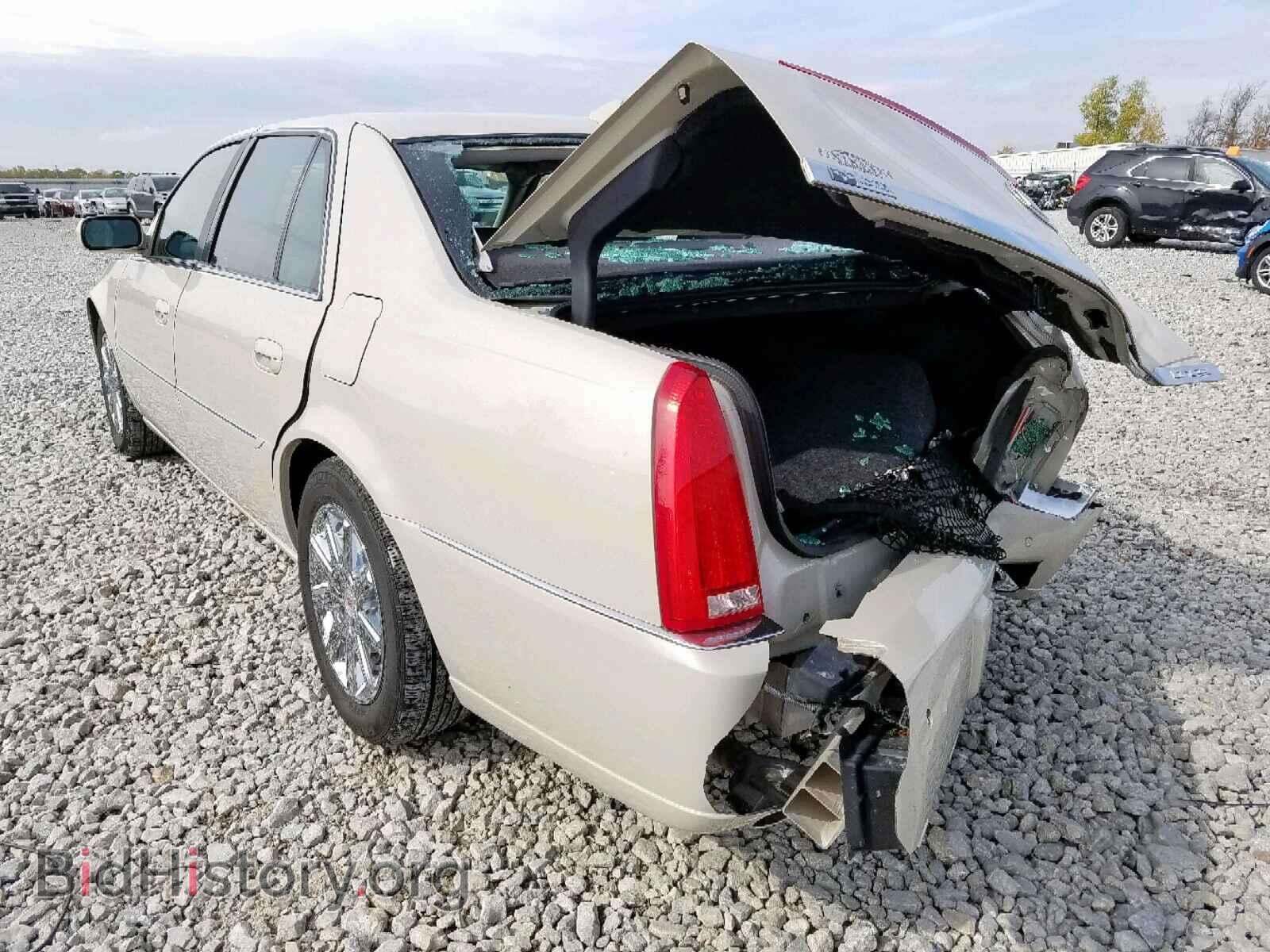 2011 CADILLAC DTS - VIN: 1G6KH5E60BU129625 - Фото 3
