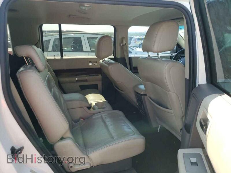 2010 Ford FLEX (VIN 2FMGK5CC9ABA85377) — photo 6 of 10
