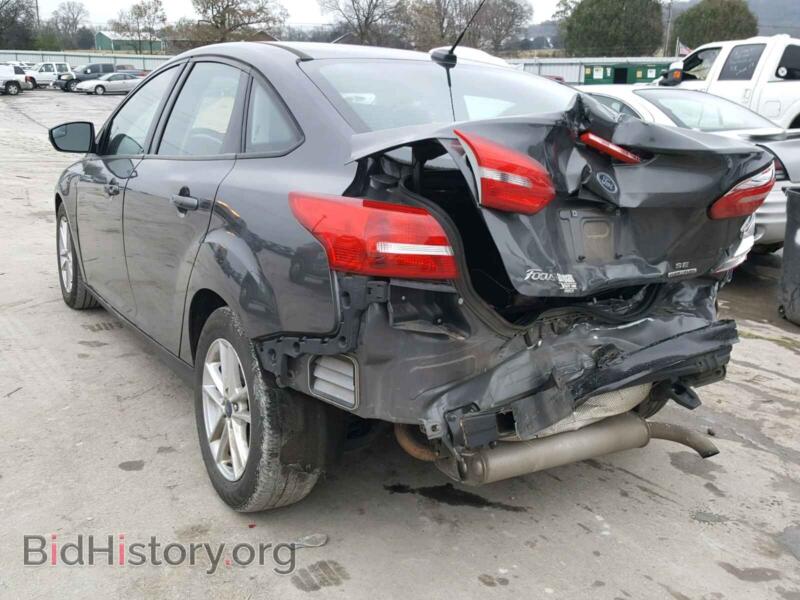 2016 Ford FOCUS (VIN 1FADP3F27GL304545) — фото 3 из 10