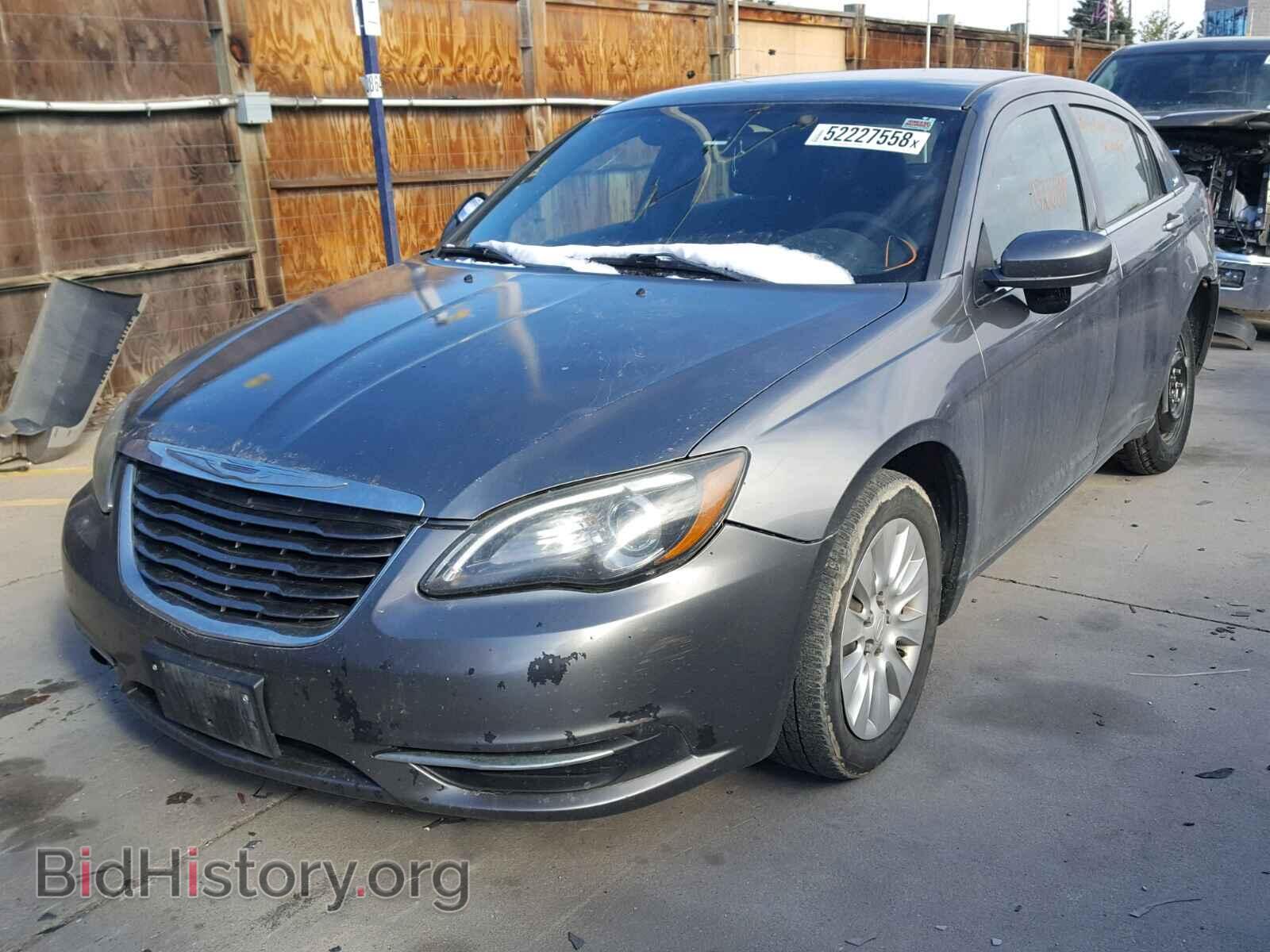 2013 CHRYSLER 200 - VIN: 1C3CCBAB1DN686577 - Фото 2