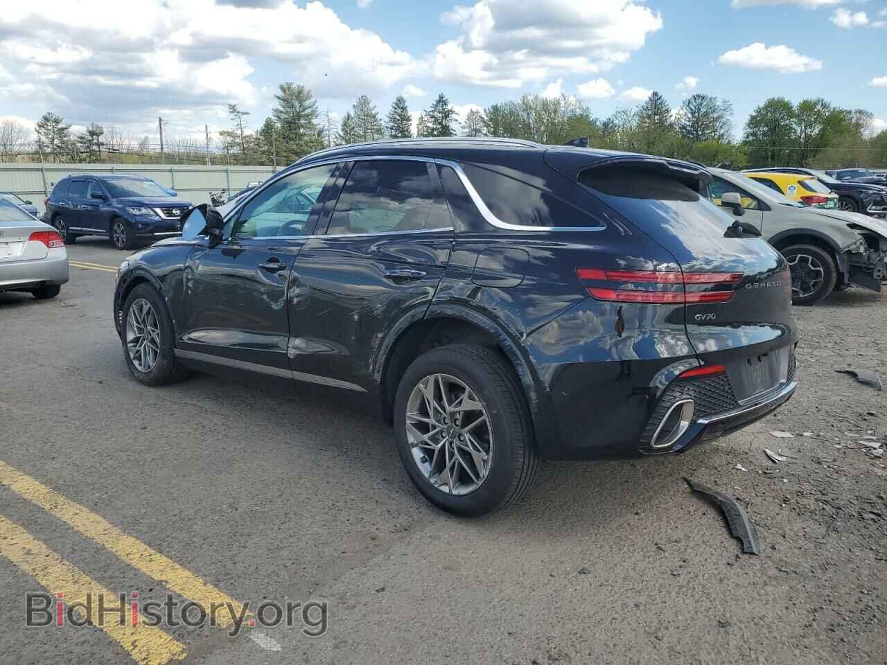2022 GENESIS GV70 BASE - VIN: KMUMADTB8NU051276 - Фото 2