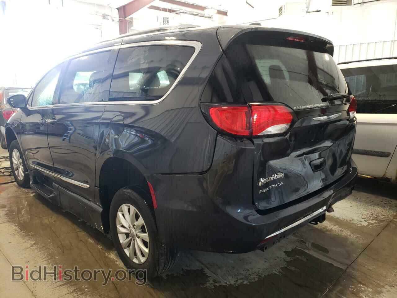 2019 CHRYSLER PACIFICA - VIN: 2C4RC1BG2KR700884 - Photo 3