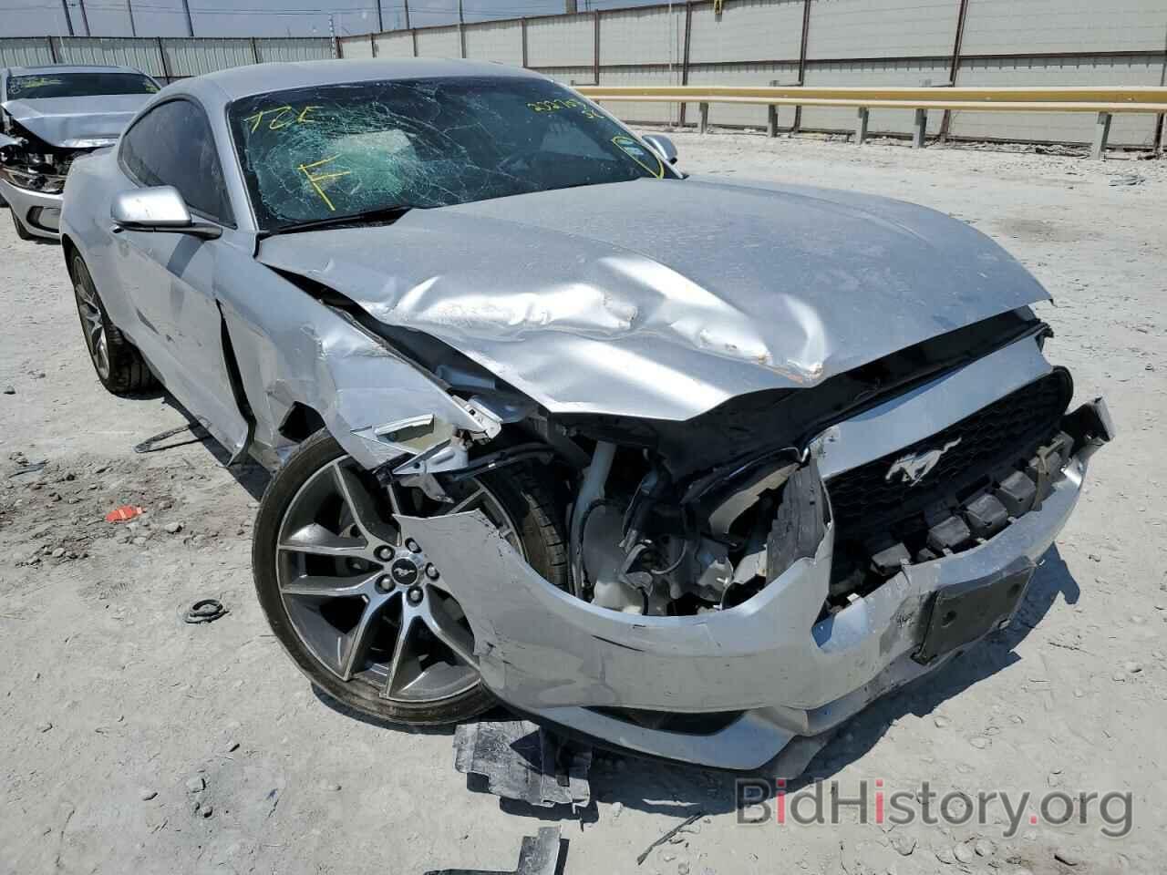 Photo 1FA6P8TH7G5232703 - FORD MUSTANG 2016