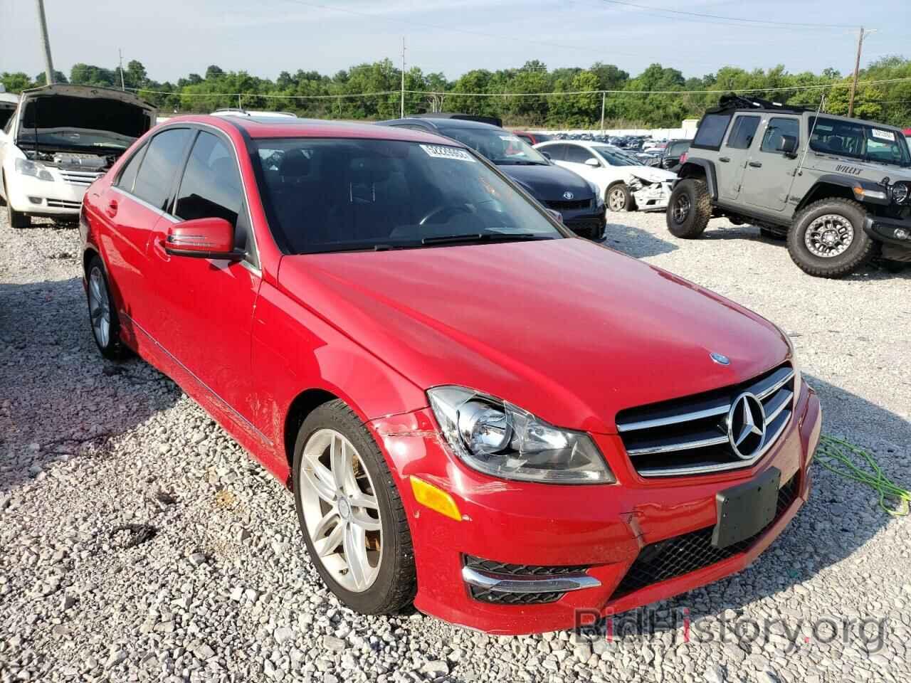 Photo WDDGF4HB9EA961472 - MERCEDES-BENZ C-CLASS 2014