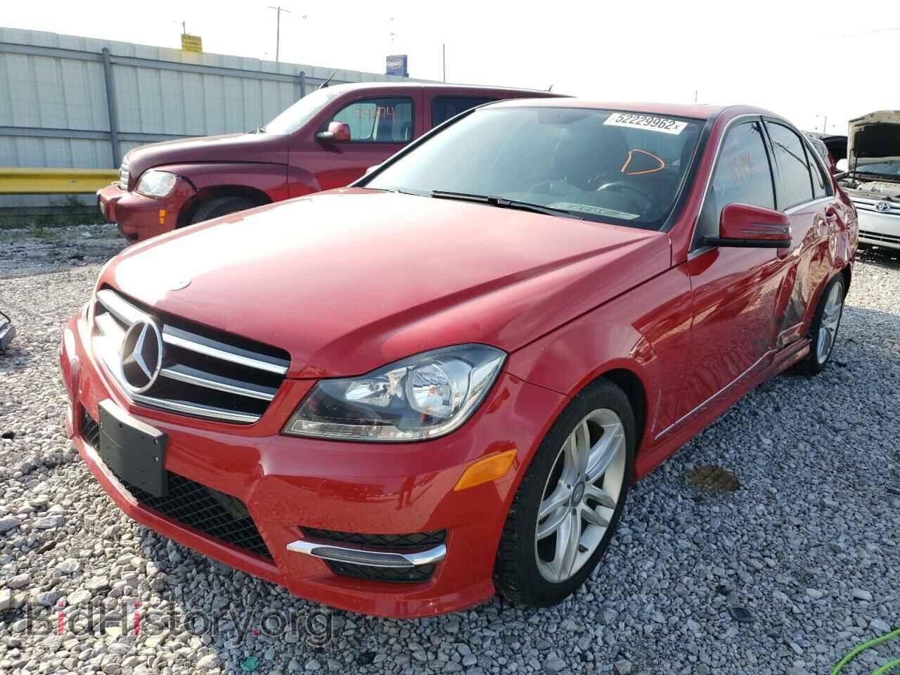 2014 MERCEDES-BENZ C-CLASS - VIN: WDDGF4HB9EA961472 - Фото 2