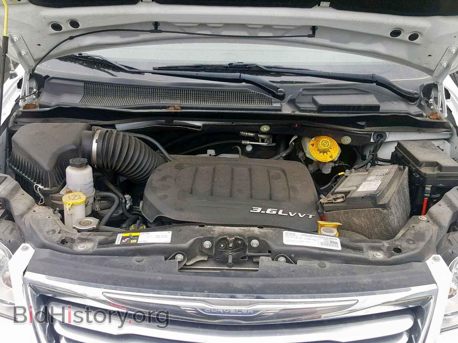 2016 CHRYSLER TOWN & COU - VIN: 2C4RC1BG7GR260068 - Фото 7